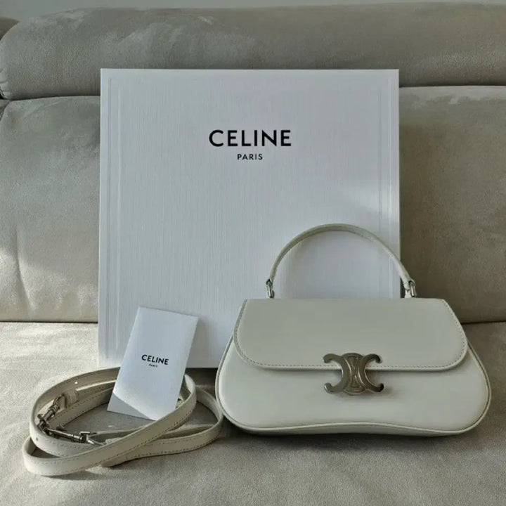 [BUNJANG] Celine Teen Rola White Shoulder Bag / [정품/당일배송] 셀린느 틴 롤라 화이트 숄더백