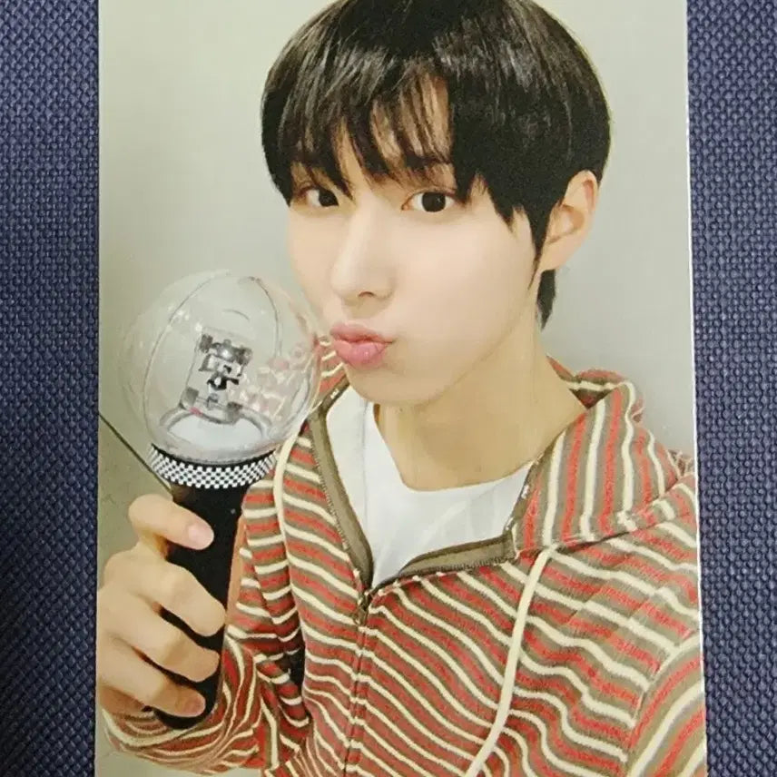 킥플립 주왕 응원봉 포카