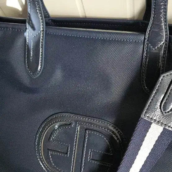 [BUNJANG] Esquire Navy Tote Bag / 에스콰이아 네이비 토드백