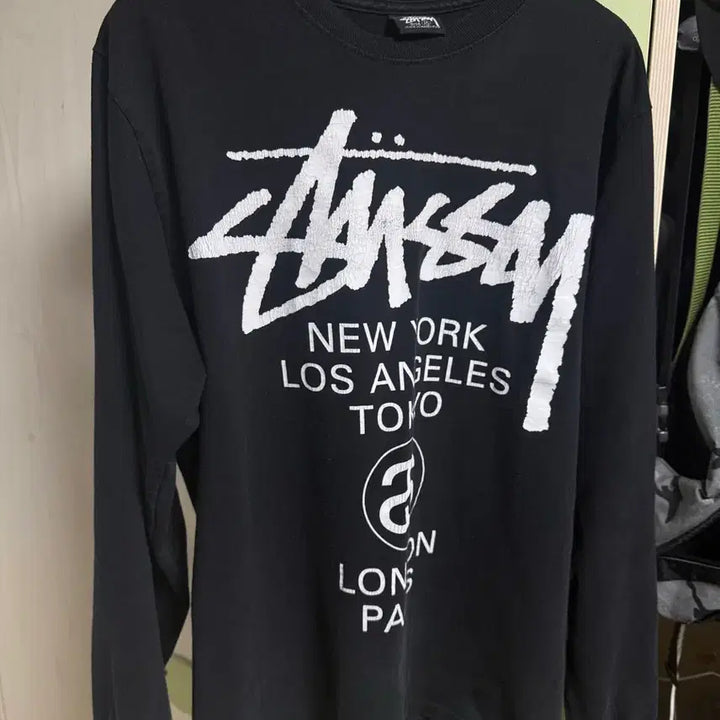 [BUNJANG] Stussy World Tour Long Sleeve T-Shirt Black 2023 M / 스투시 월드투어 롱슬리브 티셔츠 블랙 2023 M