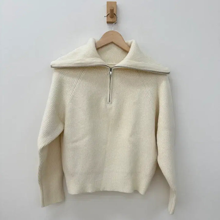 [BUNJANG] Ivory Half-Zip Knit Sweater / 아이보리 하프집업 니트