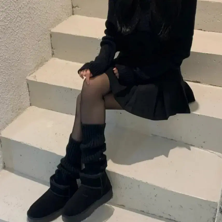 [BUNJANG] Day One-T Off-Shoulder Knit Black / 데이원트 오프숄더 니트 블랙