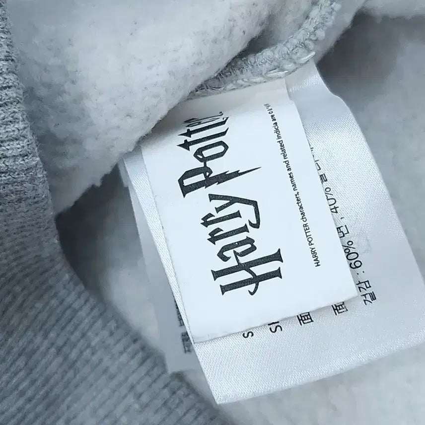 [BUNJANG] Spao Harry Potter Fleece Sweatshirt / (S)스파오 해리포터 기모 맨투맨 스웻셔츠 남녀공용 C10W1900