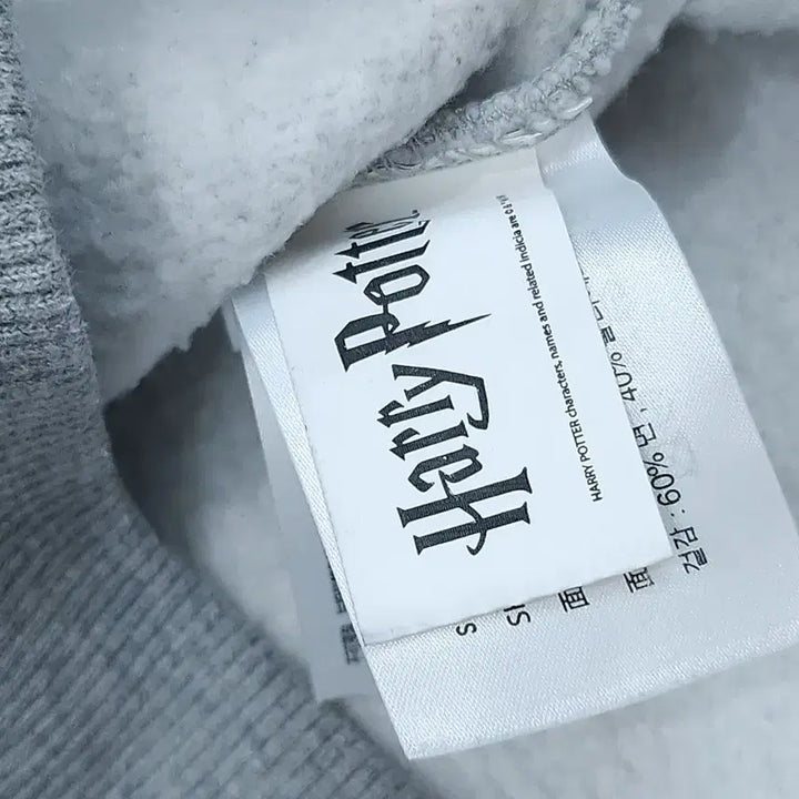 [BUNJANG] Spao Harry Potter Fleece Sweatshirt / (S)스파오 해리포터 기모 맨투맨 스웻셔츠 남녀공용 C10W1900