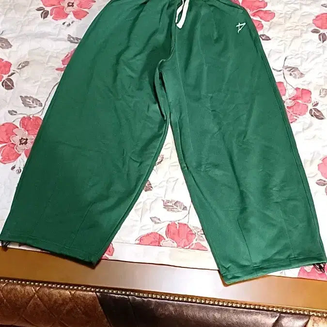 [BUNJANG] Playear Wide Balloon Training Pants - Size L (Length 107) / 플레이언 미사용 와이드벌룬 트레이닝복 L 기장107