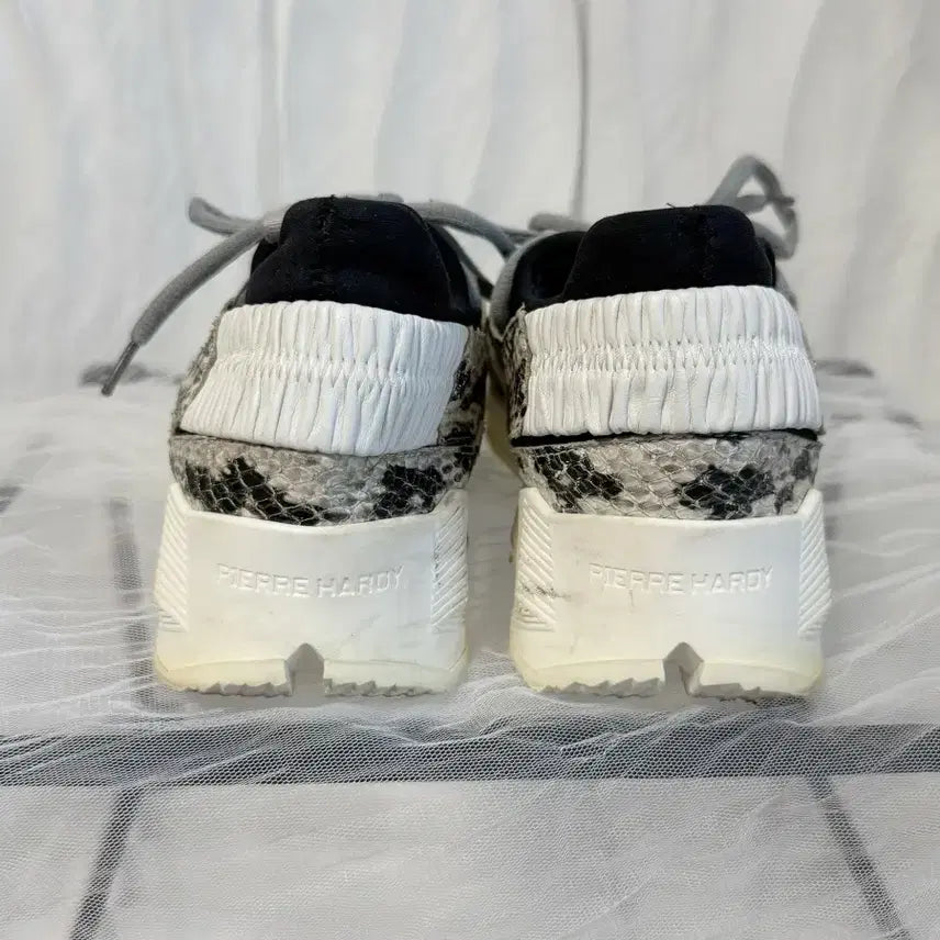 [BUNJANG] PIERRE HARDY Snakeskin Sneakers / PIERRE HARDY 피에르 하디 뱀피가죽 스니커즈