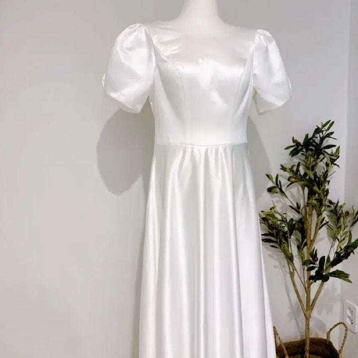 [BUNJANG] Self Wedding Dress Rental / 셀프웨딩드레스 2부 피로연 졸업사진 돌잔치 연주회 컨셉사진