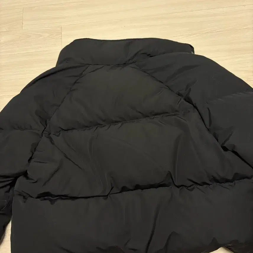 [BUNJANG] Nothing Written Crop Puffer / 낫띵리튼 크롭 푸퍼