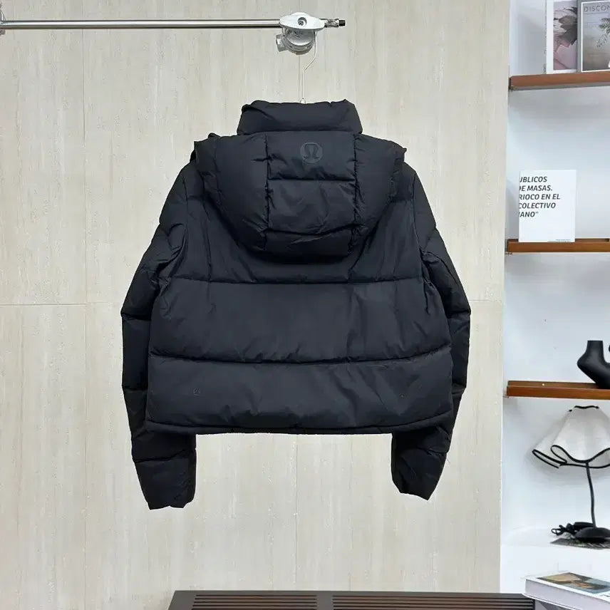 [BUNJANG] Lululemon Black Short Padded Jacket / 룰루레몬블랙 숏패딩