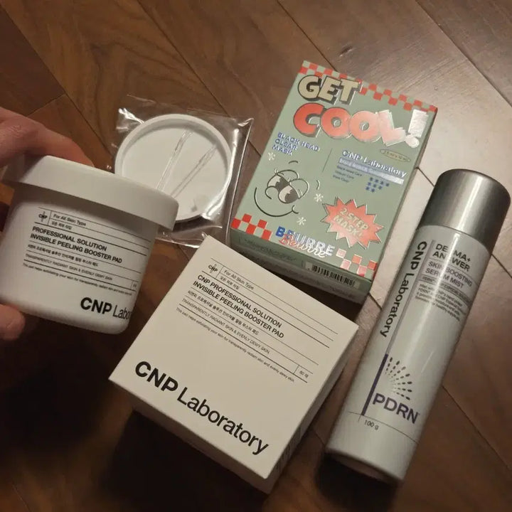 [BUNJANG] [미개봉 새상품] CNP 필링패드 / 블랙헤드 마스크 / 세럼 미스트 / [미개봉 새상품] CNP 필링패드 / 블랙헤드 마스크 / 세럼 미스트