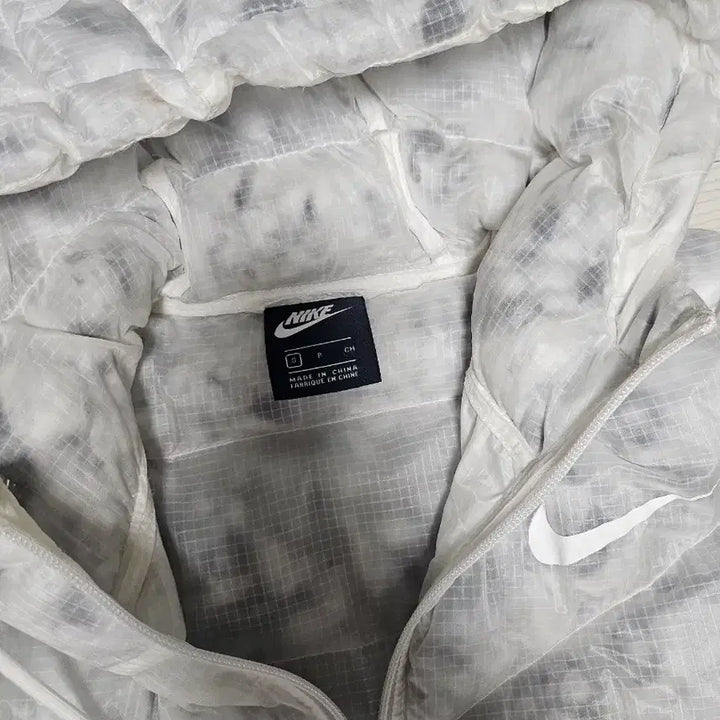 [BUNJANG] Nike Women's Long Padded Jacket / 나이키 롱패딩