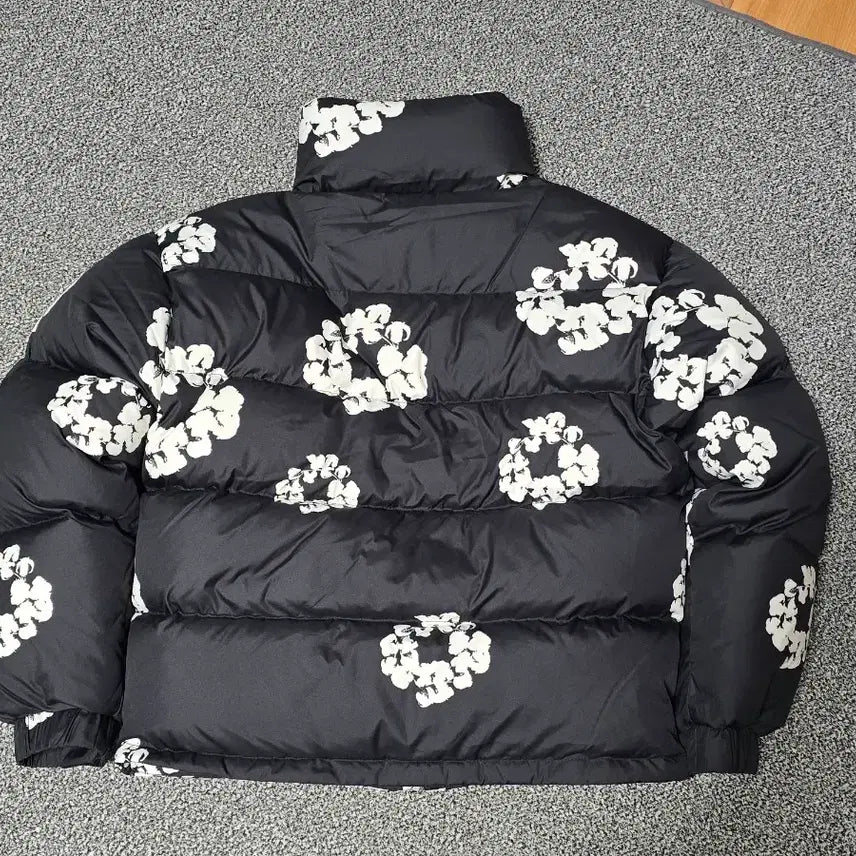 [BUNJANG] Denim Tears Down Jacket Black / [S] 데님티어스 다운 자켓 패딩 블랙