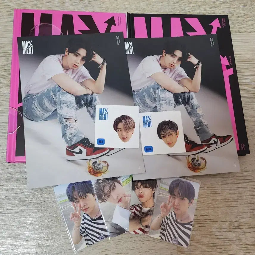 스트레이키즈 맥시던트 앨범 + 포토카드