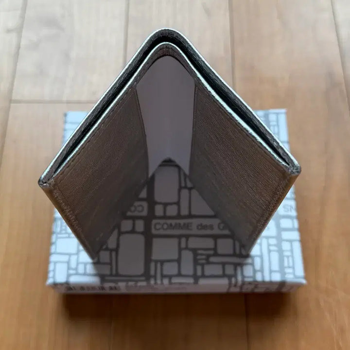 [BUNJANG] Comme des Garcons Classic Leather Bifold Wallet / 꼼데가르송 월렛 Classic Leather Bifold Wallet 실