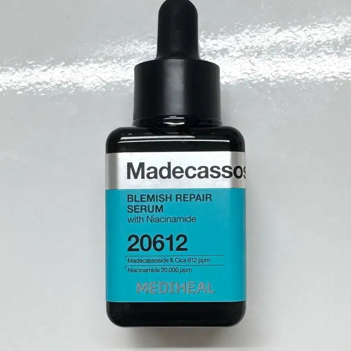 [BUNJANG] Mediheal Madecassoside Repair Serum / 메디힐 마데카소사이드 흔적 리페어 세럼