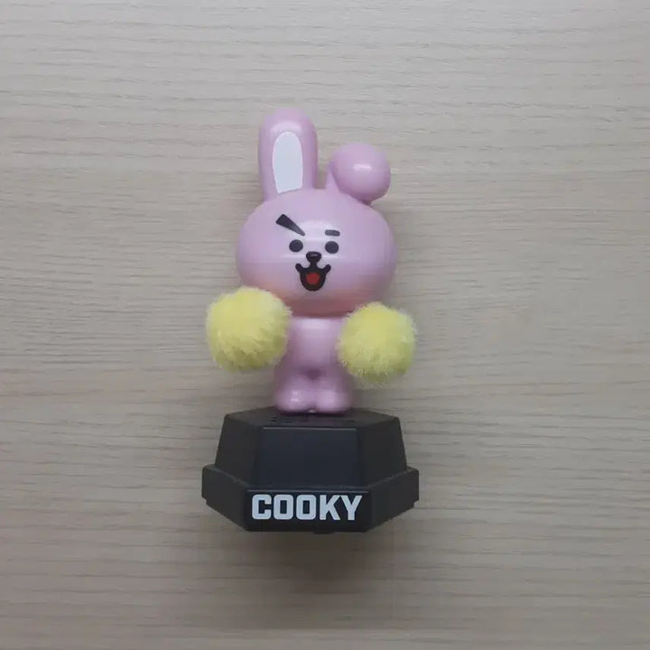 [BUNJANG] BT21 COOKY Speaker Cheer Figure / 가격내림x)BT21 COOKY 쿠키 스피커 응원 피규어
