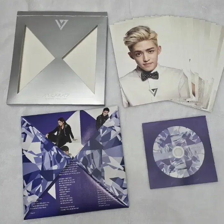 세븐틴 17CARAT 화이트버전 개봉앨범