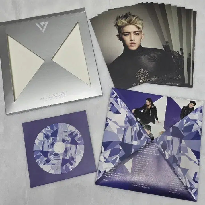 세븐틴 17 CARAT 블랙버전 개봉앨범 판매