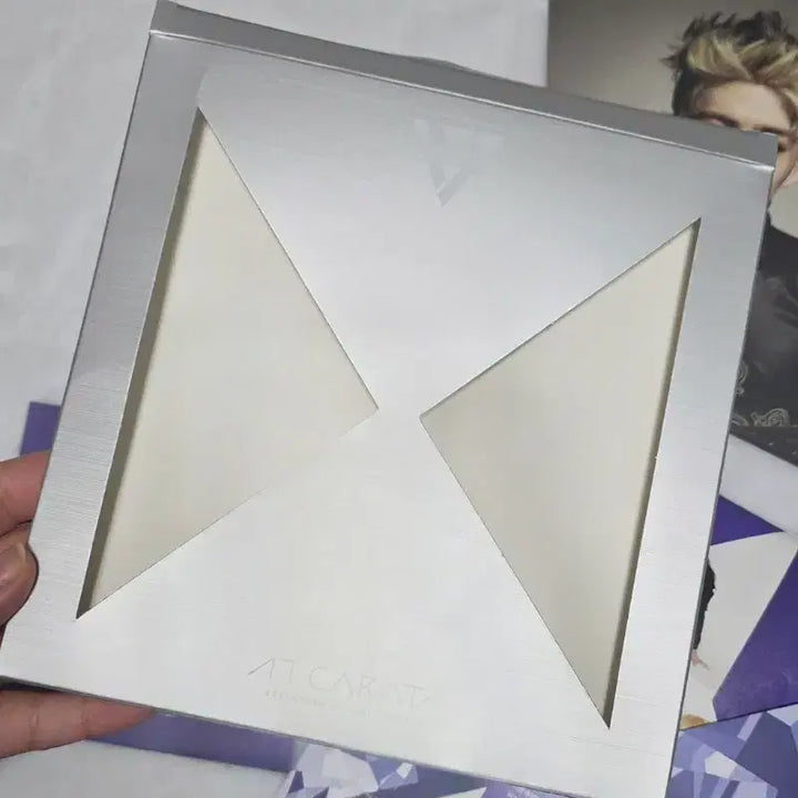 세븐틴 17 CARAT 블랙버전 개봉앨범 판매