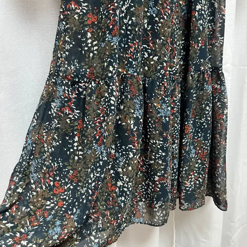 [BUNJANG] Deep Green Floral Ribbon Midi Dress / 딥그린 긴팔 쉬폰 플로럴 꽃무늬 리본 원피스