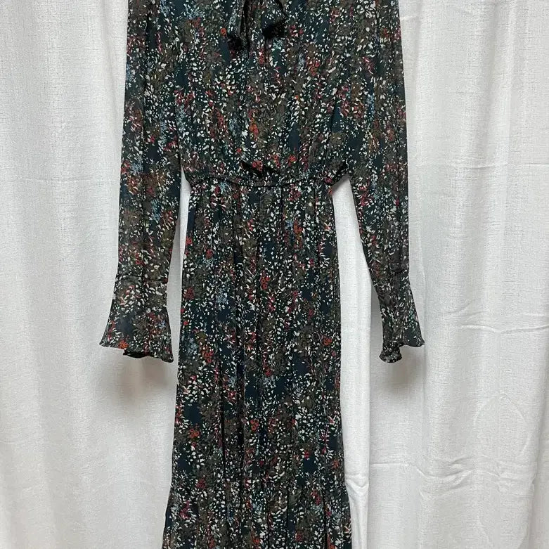 [BUNJANG] Deep Green Floral Ribbon Midi Dress / 딥그린 긴팔 쉬폰 플로럴 꽃무늬 리본 원피스