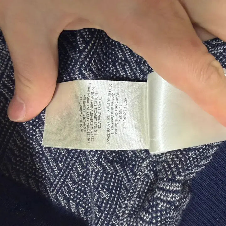 [BUNJANG] Fendi FF Pattern Wool Cardigan / 펜디 FF 패턴 울 가디건 48 사이즈100-103