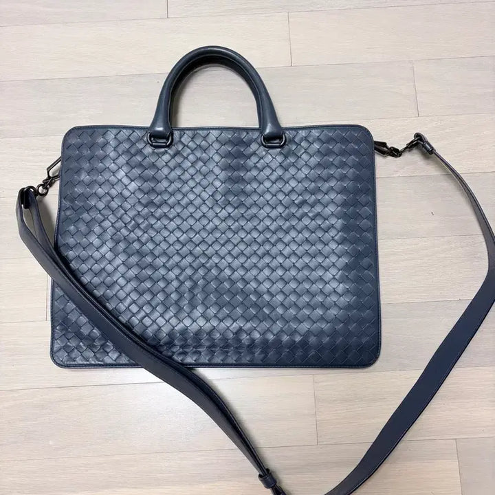 [BUNJANG] Bottega Veneta Crossbody Bag / 보테가베네타 크로스백 팔아요
