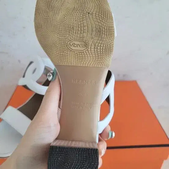 [SOLD OUT] !!정품!! 에르메스 비키니 샌들 38.5