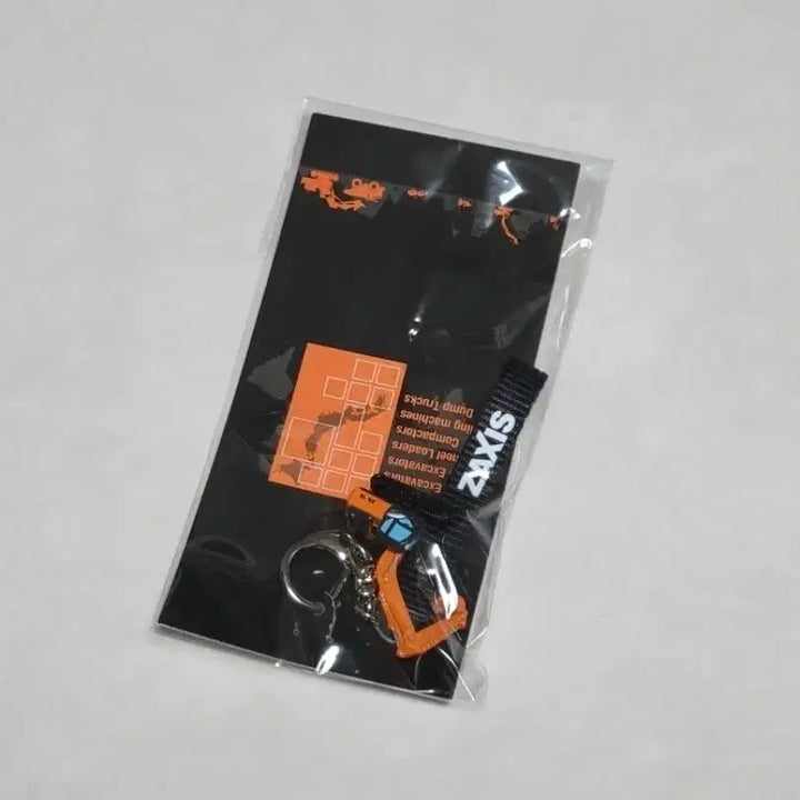 [BUNJANG] Hitachi Zaxis Excavator Key Holder / 히타치굴삭기 키홀더 zaxis 중장비모형 포크레인