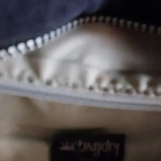 [BUNJANG] Kipling Dark Black Tote Shoulder Bag / 키플링 다크 블랙 토트 겸 숄더백