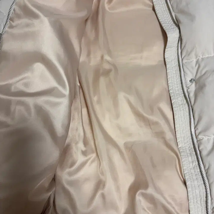 [BUNJANG] Roem Beige Padded Jacket / 로엠 패딩 베이지