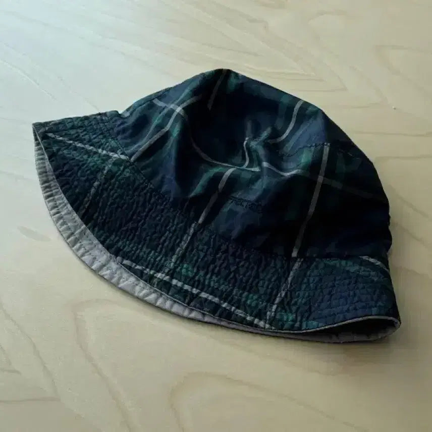 [BUNJANG] UNAFFFECTED Reversible Bucket Hat / UNAFFECTED Reversible 버킷햇