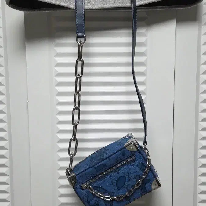 [BUNJANG] Louis Vuitton Virgil Abloh Mini Soft Trunk Messenger Bag / 루이비통 버질아블로 물방울 미니소프트 트렁크메신져백/크로스백 상태좋음