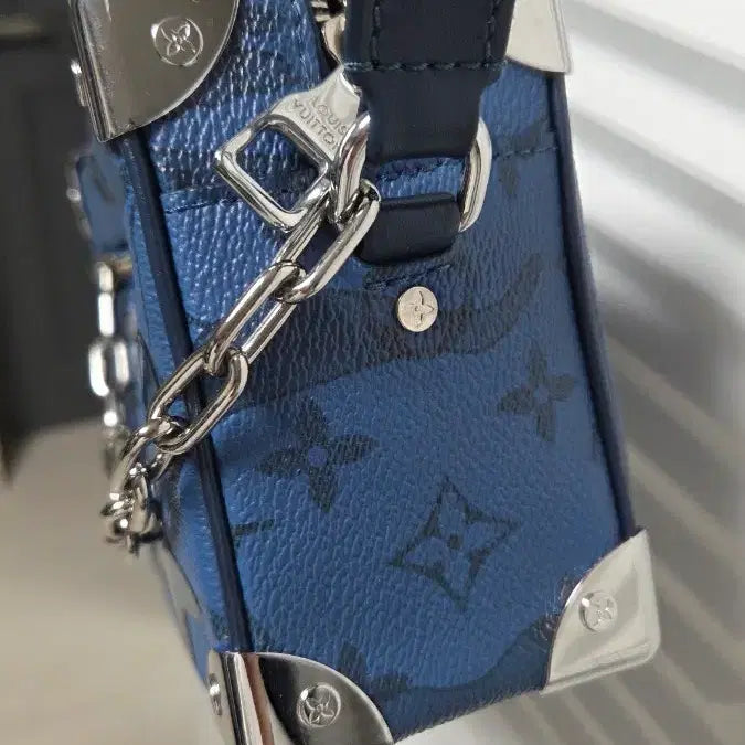 [BUNJANG] Louis Vuitton Virgil Abloh Mini Soft Trunk Messenger Bag / 루이비통 버질아블로 물방울 미니소프트 트렁크메신져백/크로스백 상태좋음
