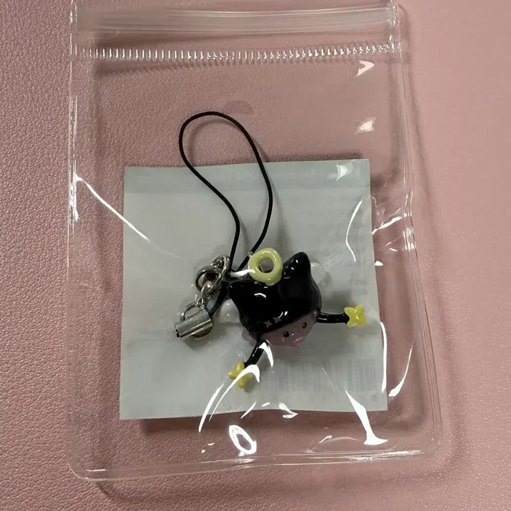 [BUNJANG] Xdinary Heroes Gaon Mini Charm / 엑스디너리히어로즈 엑디즈 팬미팅 엠디 미니참 가온 지덕