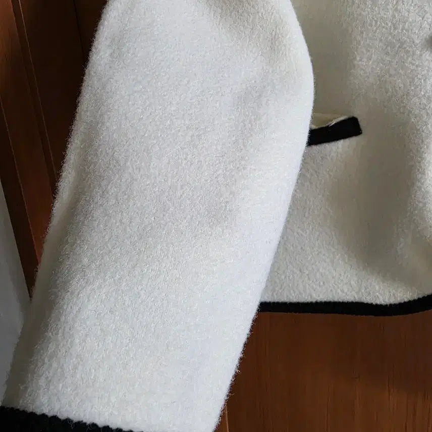 [BUNJANG] Wide Collar Heart Button Jacket / (새상품) 넥카라 넓은 하트단추 포인트 따뜻한 쟈켓