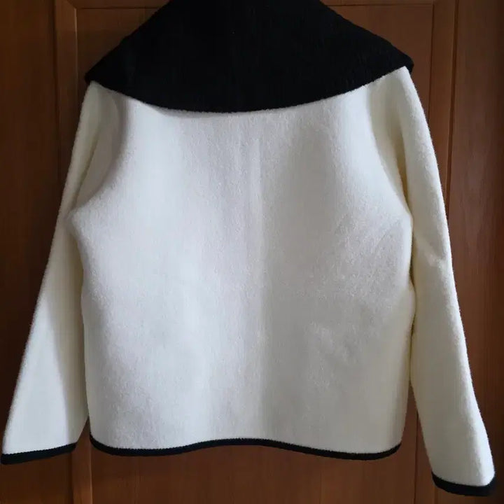 [BUNJANG] Wide Collar Heart Button Jacket / (새상품) 넥카라 넓은 하트단추 포인트 따뜻한 쟈켓