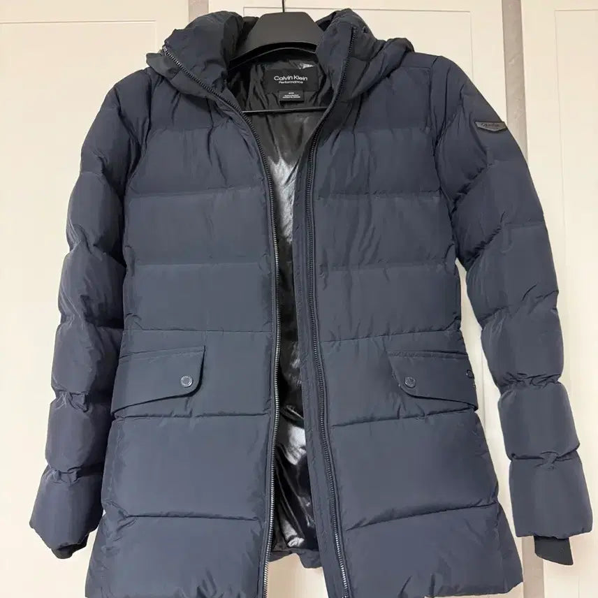 [BUNJANG] Calvin Klein Women's Padded Jacket / CK 캘빈클라인 여성 패딩