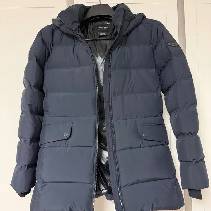 [BUNJANG] Calvin Klein Women's Padded Jacket / CK 캘빈클라인 여성 패딩