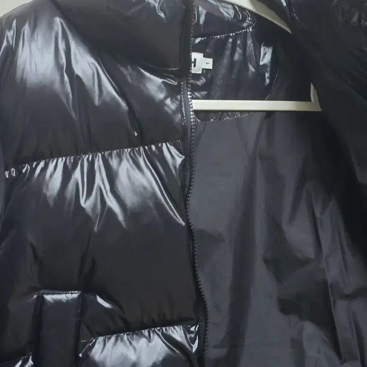 [BUNJANG] Kirsh Cherry Crop Padded Jacket / 키르시 체리 크롭 패딩 판매합니당