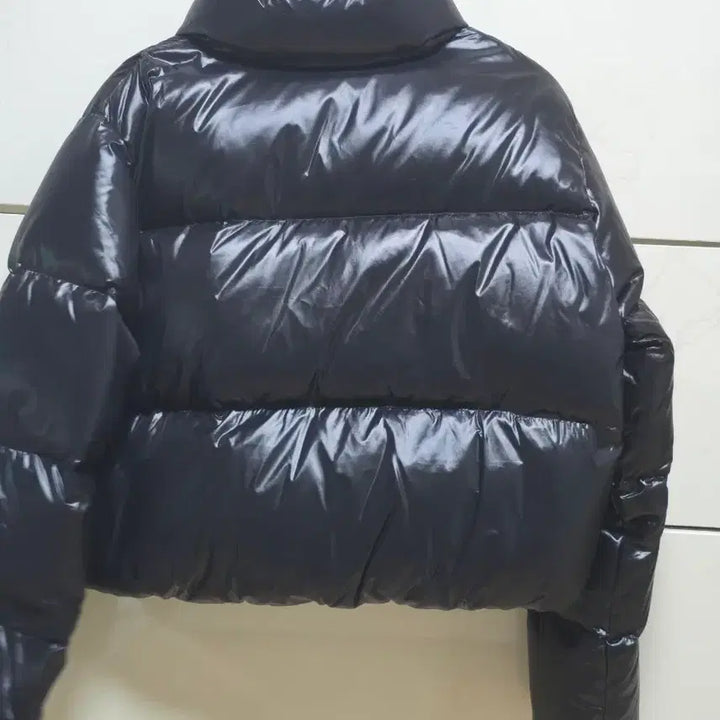 [BUNJANG] Kirsh Cherry Crop Padded Jacket / 키르시 체리 크롭 패딩 판매합니당