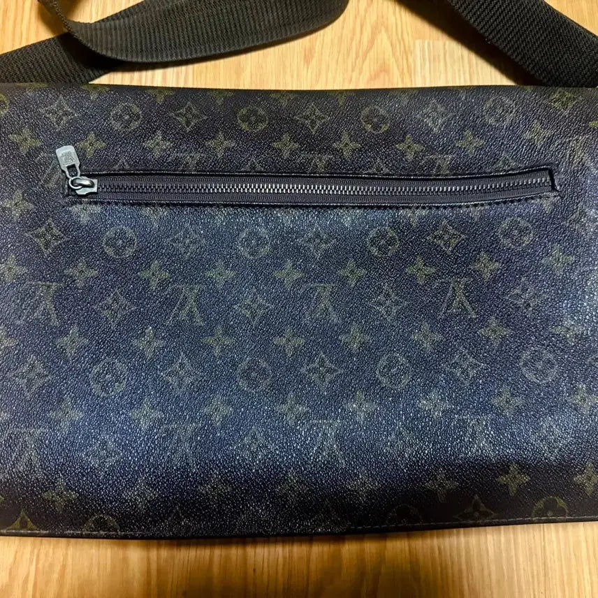 [BUNJANG] Louis Vuitton 1980s Monogram Documents Pouch / Louis Vuitton Vintage 1980s Monogram Doc