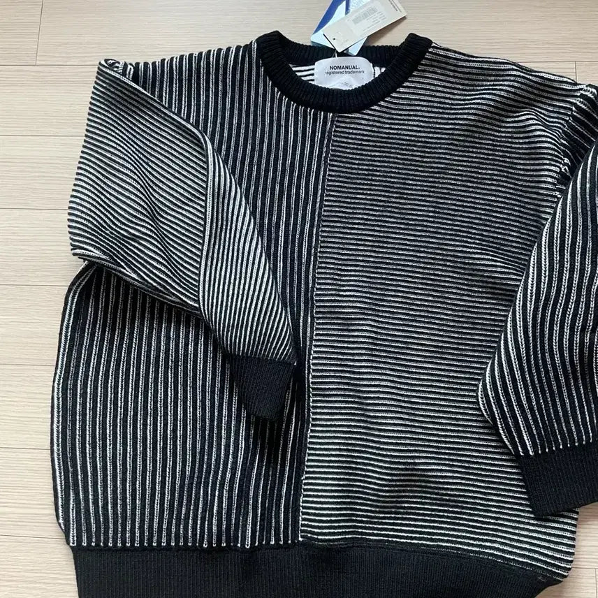 [BUNJANG] No-Manual Knit Sweater / 노매뉴얼 니트