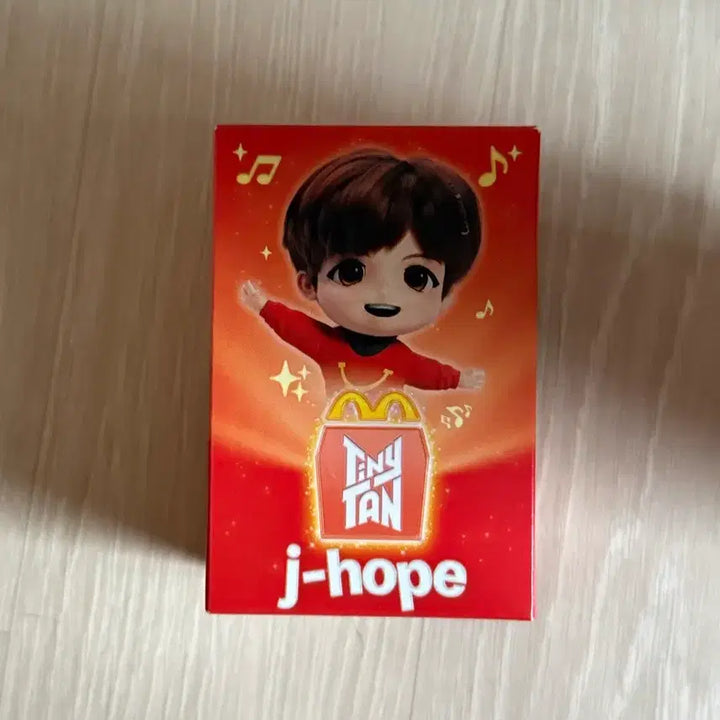 방탄소년단 BTS 맥도날드 해피밀 jTinyTAN 제이홉 판매