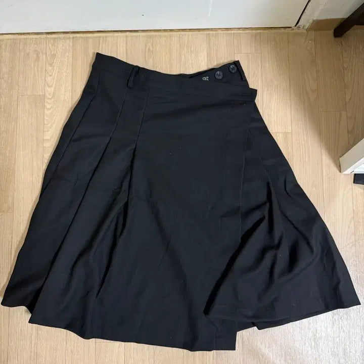 [BUNJANG] Place Studio Double Button Midi Layered Wrap Pleated Skirt / 플레이스 스튜디오 더블 버튼 미디 레이어드 랩 플리츠 스커트