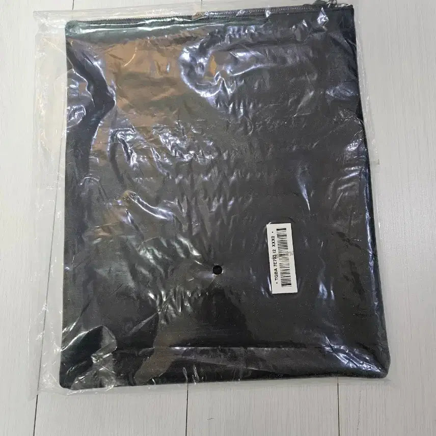 [BUNJANG] TNGT Clutch Bag / TNGT 블랙/카키 클러치백 새제품