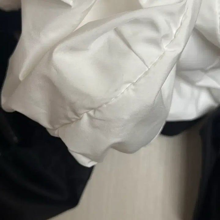 [BUNJANG] Dainite Duffel Bag White / 다이닛 더플백 화이트