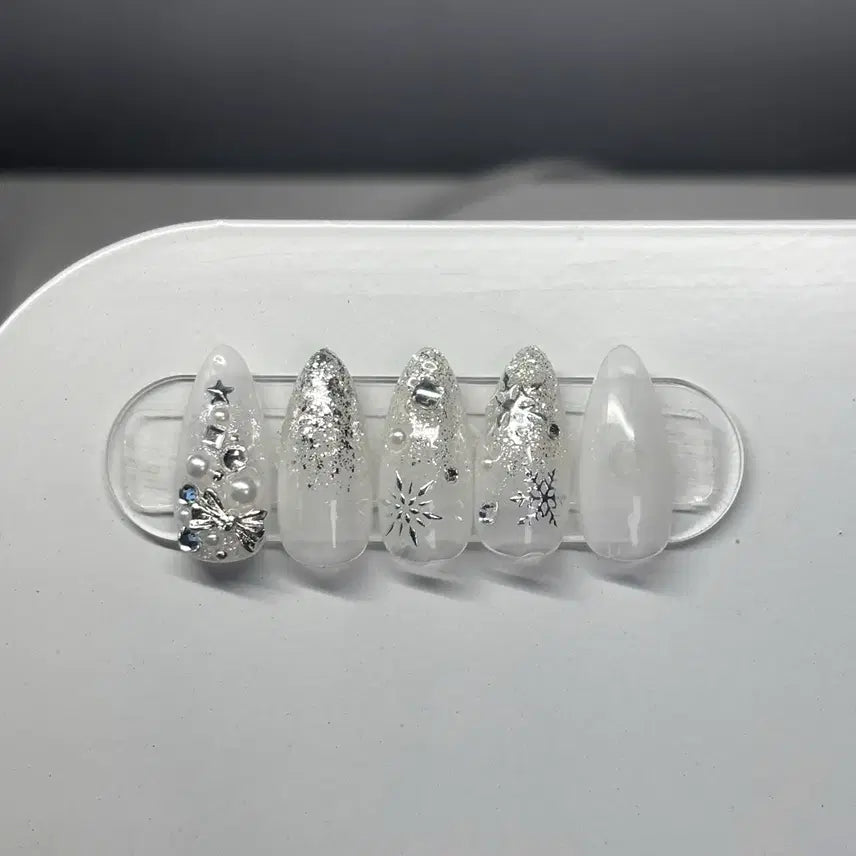 [BUNJANG] Handmade Glitter Nail Tips / 화이트 트리 글리터 수제네일팁