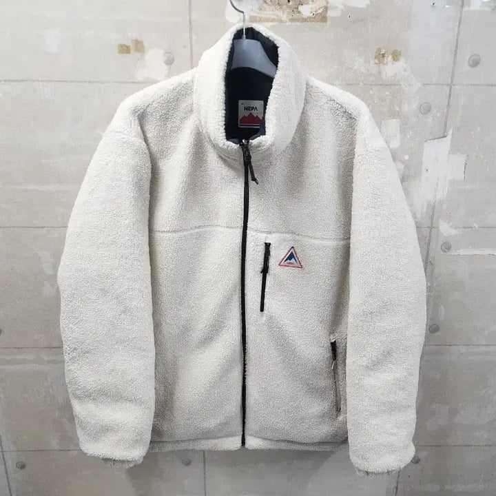 [BUNJANG] Nepa Reversible Goose Down Fleece Jacket (Size 100) / 네파 정품 남성 리버시블 구스다운 플리스 점퍼/100/상태우수