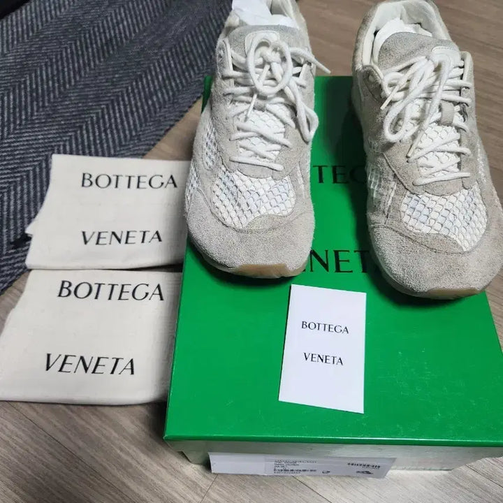 [BUNJANG] Bottega Orbit 42 / (정품) 보테가 오르빗 42